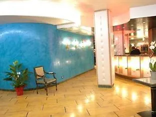 拉罗莎迪文堤酒店 3*